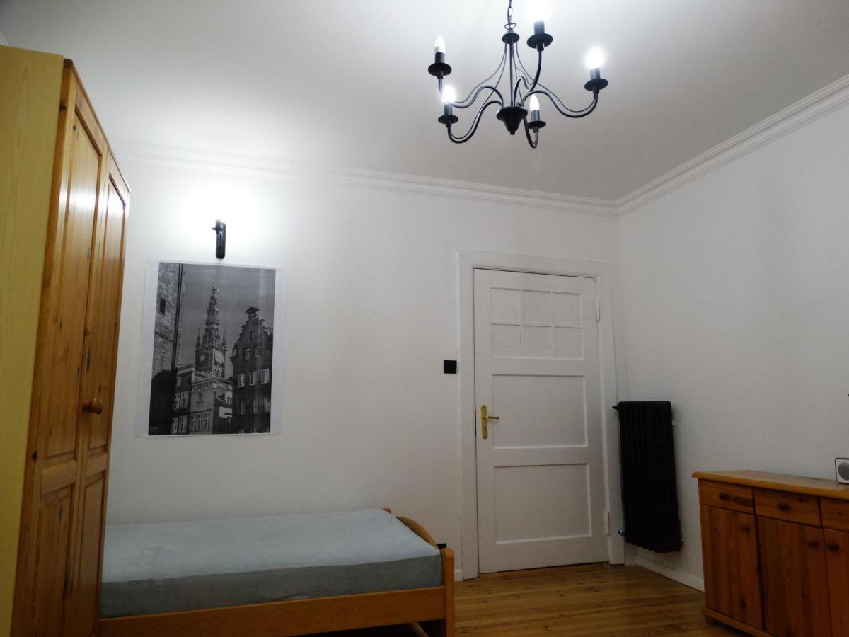 Duze Pokoje Gdansk Glowny Exterior foto