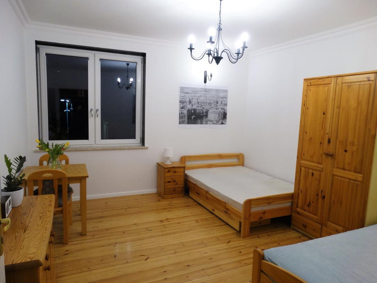 Duze Pokoje Gdansk Glowny Exterior foto